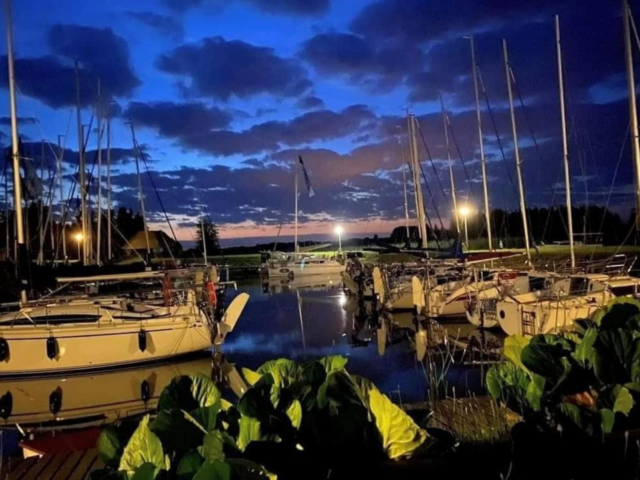 Hotel Marina Gorklo - Zurawi Kat Exterior foto